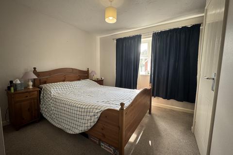 2 bedroom terraced house to rent, Stag Way, Glastonbury, Somerset