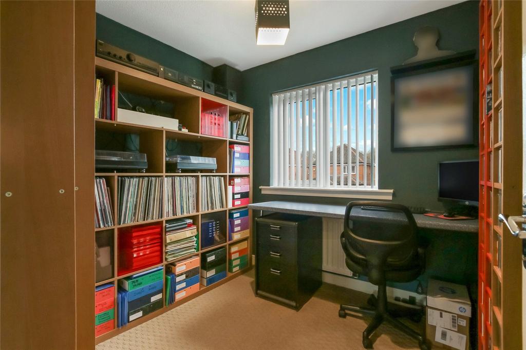 Bedroom 4/Office