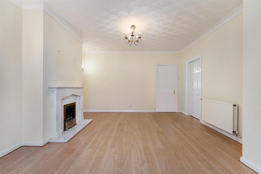 20 PARADISE LANE12.jpg