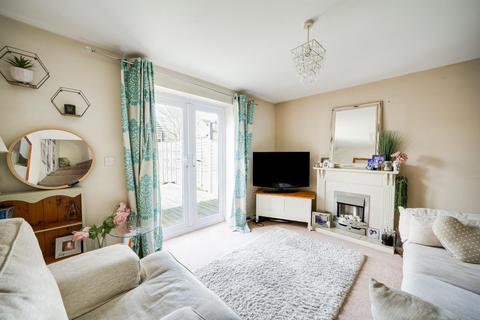 2 bedroom terraced house for sale, Claridge Close, Leighton Buzzard