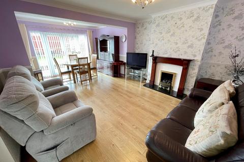 undefined, Westmorland Avenue, Luton, Bedfordshire, LU3 2PU