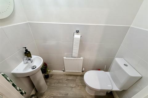 4 bedroom detached house for sale, Barleyfield Road, Weddington