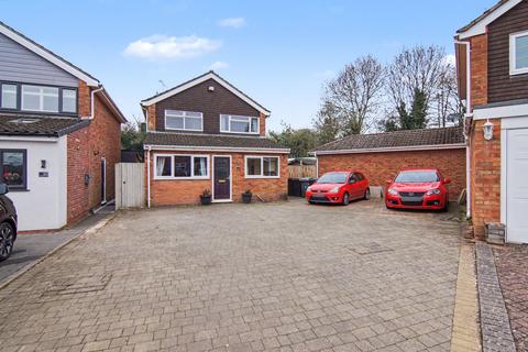 4 bedroom detached house for sale, Mossdale Crescent, Nuneaton, CV10