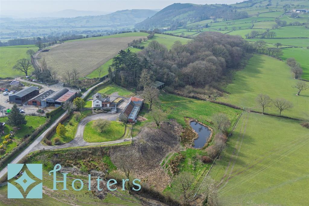 HOLT - Pen Y Coed, Llanwnog-33.jpg