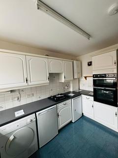 2 bedroom flat to rent, Blaby Road, Wigston LE18