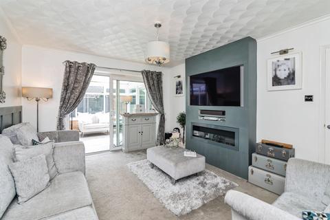 3 bedroom detached house for sale, St. Peters Path, Holton, Halesworth