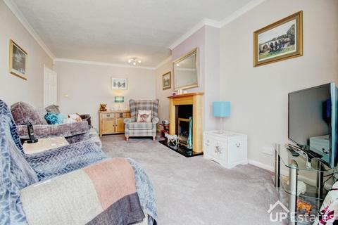 undefined, Naseby Close, Ernesford Grange, Binley, Coventry