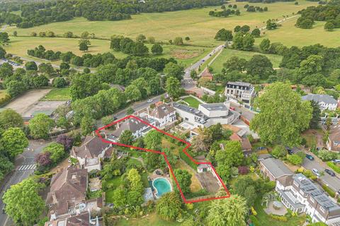 5 bedroom detached house for sale, Priory Lane, London, SW15