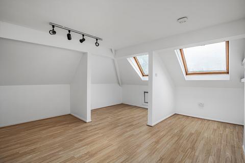 5 bedroom detached house for sale, Priory Lane, London, SW15