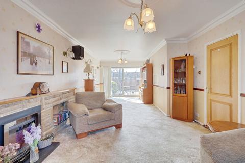 3 bedroom detached house for sale, Woodside Avenue, Benfleet, SS7