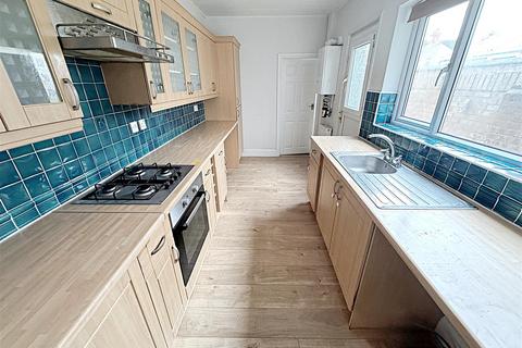 3 bedroom terraced house for sale, Barcroft Street, Cleethorpes, N.E. Lincs, DN35 7BG