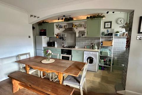 undefined, Montrose Place, Queensbury, Bradford, BD13