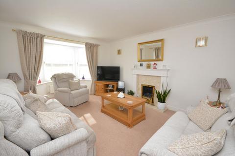 4 bedroom detached house for sale, Glengarry Crescent, Falkirk, FK1
