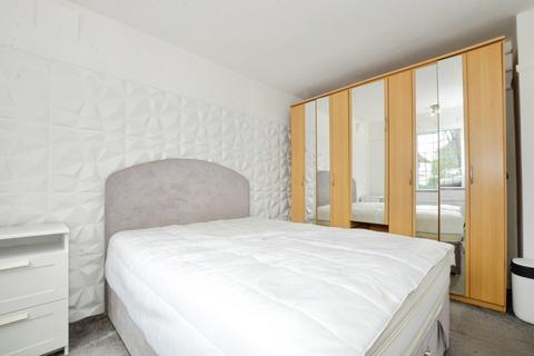 undefined, Church Road, Iver, Buckinghamshire, SL0