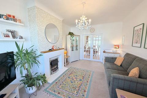 2 bedroom semi-detached bungalow for sale, Grosvenor Crescent, Hyde, SK14 5AN