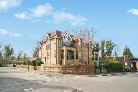 undefined, Selsdon Road, South Croydon, CR2