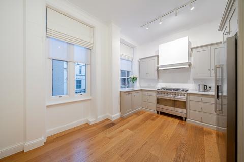 3 bedroom flat for sale, Campden Hill Road, LONDON, W8