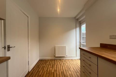 3 bedroom terraced house to rent, Copt Heath Croft, Knowle, Solihull, West Midlands, B93