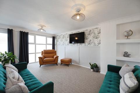 5 bedroom terraced house for sale, Sidlesham Close, Hayling Island, Hampshire, PO11