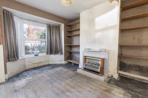 3 bedroom semi-detached house for sale, Durkins Road, East Grinstead RH19