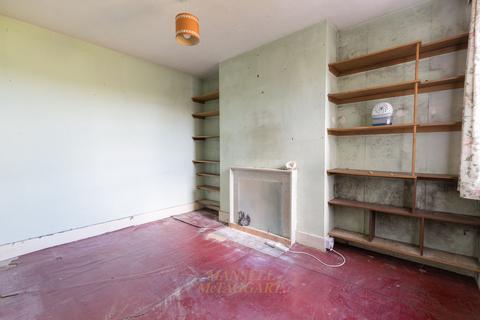 3 bedroom semi-detached house for sale, Durkins Road, East Grinstead RH19