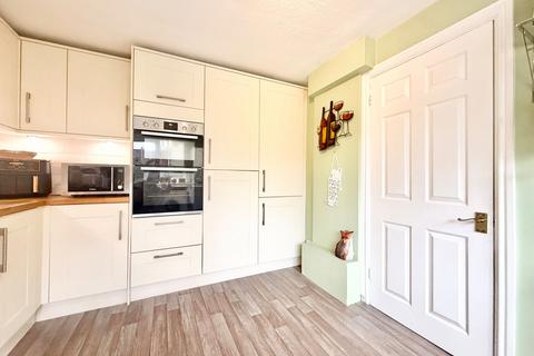 2 bedroom terraced house for sale, Herondale Road, Stourbridge DY8