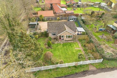 2 bedroom detached bungalow for sale, Bridge Road, Colby, Norwich