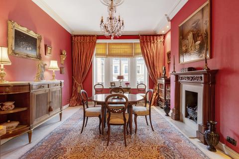 4 bedroom flat for sale, Holland Park Gardens, London, W14