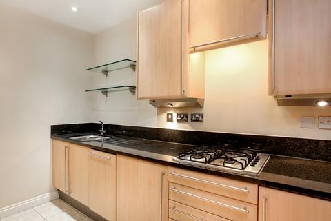 2 bedroom apartment to rent, Lambton House Windsor SL4