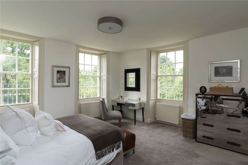 En-Suite Bedroom