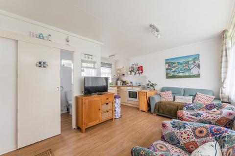2 bedroom detached bungalow for sale, Links Road, Mundesley