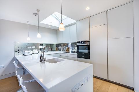 2 bedroom maisonette for sale, Canning Place Mews, London, W8