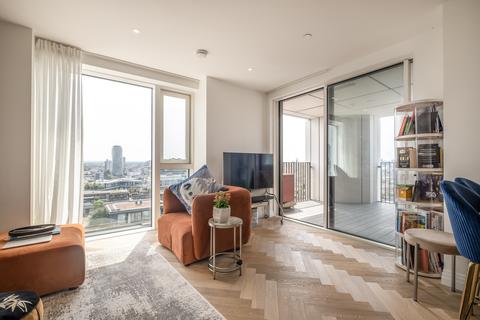 2 bedroom flat for sale, Kings Tower, Bridgewater Avenue, London, SW6