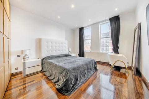 3 bedroom flat for sale, Marloes Road, LONDON, W8