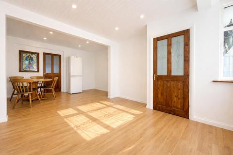 undefined, Boscombe Road, North Cheam, Sutton, KT4  8PL