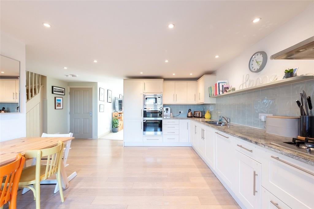 7 Crowhill Farm Cott