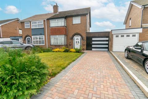 3 bedroom semi-detached house for sale, Long Lane South, Middlewich