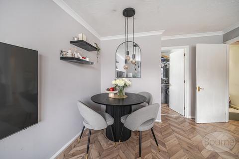 2 bedroom apartment for sale, Vickers Road, Ash Vale GU12