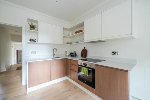 2 bedroom flat for sale, Pembroke Road, London, W8