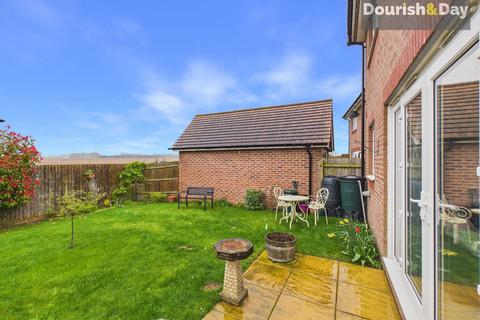 3 bedroom detached house for sale, Quinton Gardens, Stafford ST18