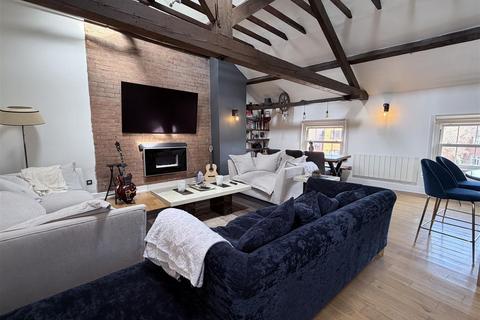 undefined, West Rock, Warwick