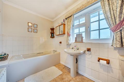 4 bedroom detached house for sale, Baschurch, Nr Shrewsbury.