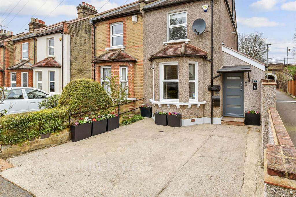 Driveway/Parking