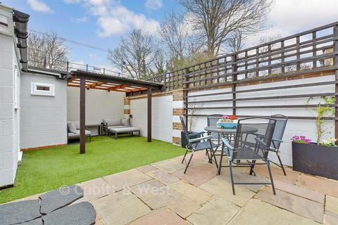 3 bedroom semi-detached house for sale, Thayers Farm Road, Beckenham BR3