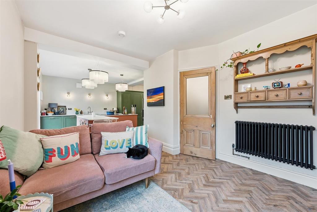 Dining area to kitchen island.jpg
