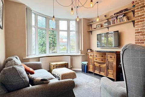 3 bedroom semi-detached house for sale, Broadway, Chadderton, Oldham, OL9