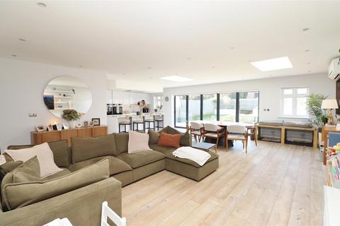 3 bedroom detached bungalow for sale, Theobald Street, Borehamwood