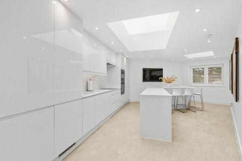 undefined, Green Crescent, Flackwell Heath, HP10