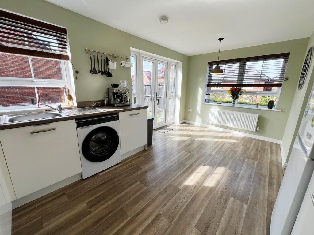 Kitchen / Diner