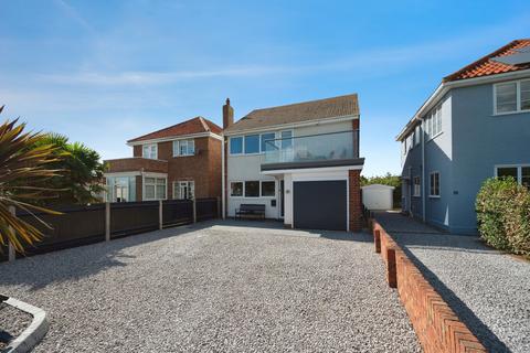 3 bedroom detached house for sale, Culver Drive, Hayling Island, Hampshire, PO11